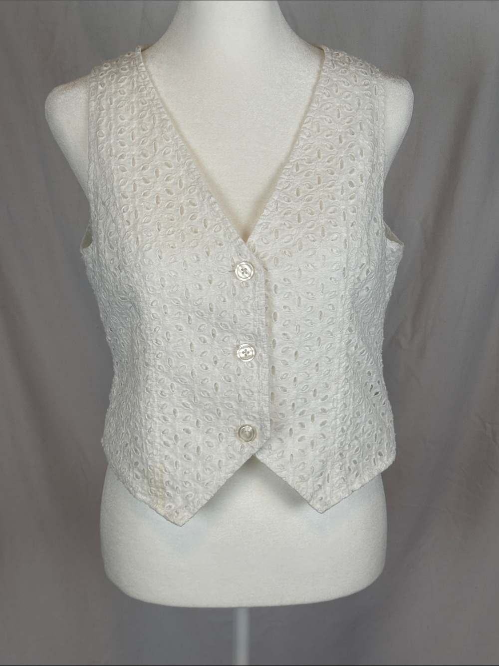Women's Catherine Stewart White Eyelet Vest Size Small